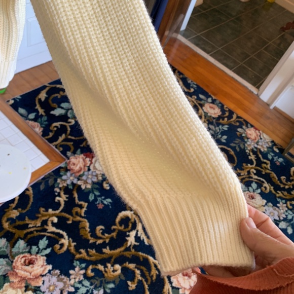 NY & co‎ sweater. NWT. Perfect brand new condition - Picture 3 of 4